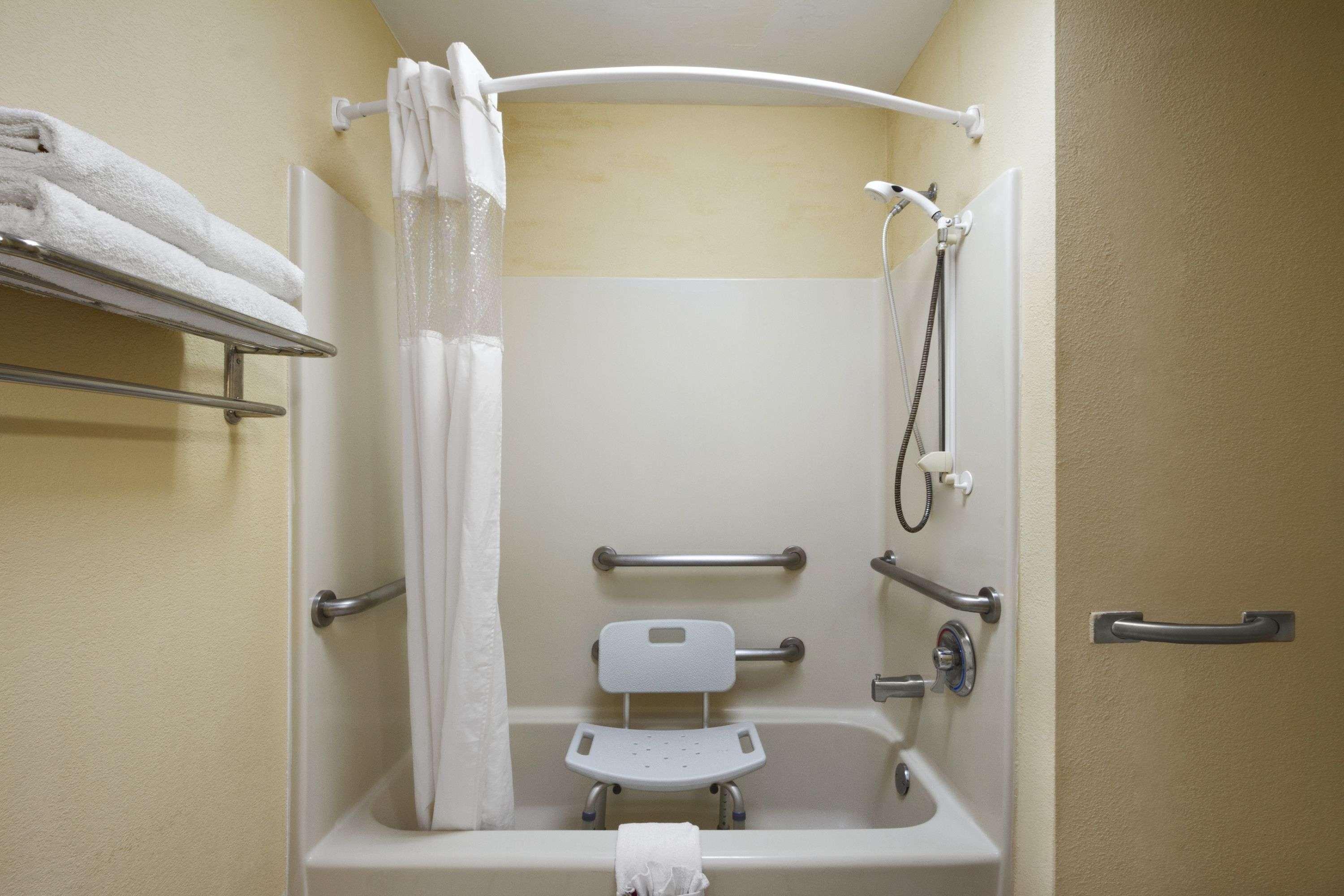 Quality Inn كوفينغتون المظهر الخارجي الصورة